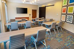 Holiday Inn Express & Suites Las Vegas - E Tropicana by IHG