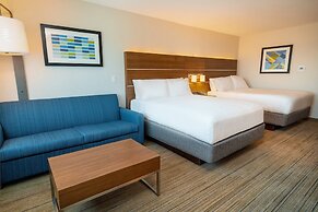 Holiday Inn Express & Suites Las Vegas - E Tropicana by IHG