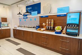 Holiday Inn Express & Suites Las Vegas - E Tropicana by IHG