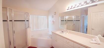 4630 4 Bedroom Private Pool Home, Cumbrian Lakes