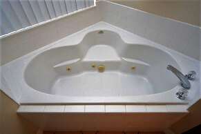 4707 4-bdrm'slake Viewgames Roomoutdoor Spa!