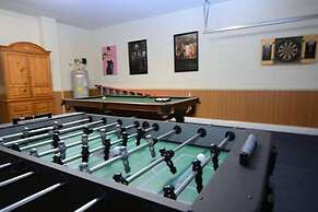 86340 2-story Pristine 4-bed Pool Home W/hot Tub & Balcony