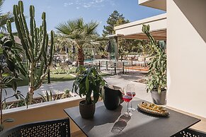 MOSSA WELL BEING HOTEL