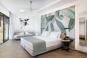 MOSSA WELL BEING HOTEL