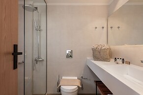 MOSSA WELL BEING HOTEL