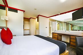 Capital O Hotel Casa Blanca, Morelia