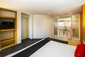 Capital O Hotel Casa Blanca, Morelia