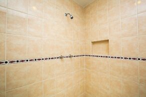 Capital O Hotel Casa Blanca, Morelia