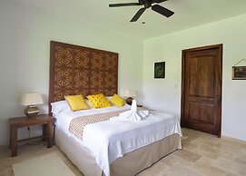 Blue Jungle Lodge