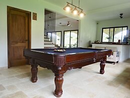 Blue Jungle Lodge