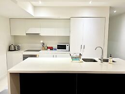 ReadySet Apartments on Little Collins