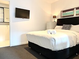 ReadySet Apartments on Little Collins