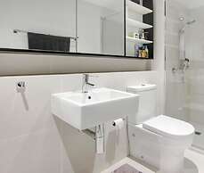 ReadySet Apartments on Little Collins