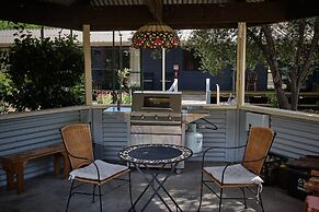 Edlin House