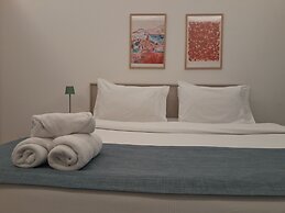 Shade Suites and Studios