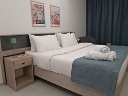 Shade Suites and Studios