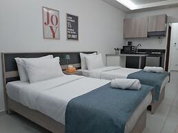 Shade Suites and Studios