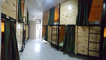 3BU Hostel Gov Pack Upper Session