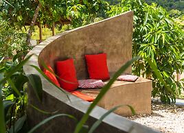 Beso Hilltop Retreat - Hostel