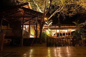 Beso Hilltop Retreat - Hostel