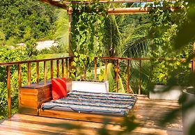 Beso Hilltop Retreat - Hostel