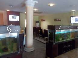 Southern Star Hotel & Towers