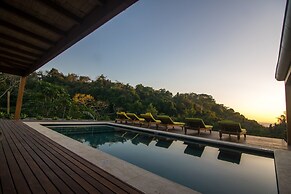 Hermosa-Hills Luxury Villas