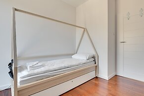 Flats For Rent - Apartment by the sea