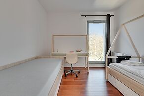 Flats For Rent - Apartment by the sea