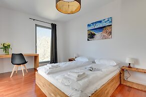 Flats For Rent - Apartment by the sea