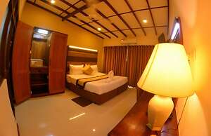 Beach Corridor Hotel & Spa with Free Airport Shuttle