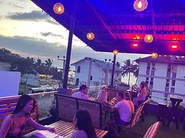 Beach Corridor Hotel & Spa with Free Airport Shuttle