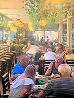 Beach Corridor Hotel & Spa with Free Airport Shuttle