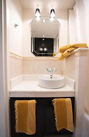 Marousi Luxury Apartment