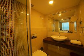 Bay View Hotel