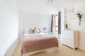 Serenity Apartment Whitechapel