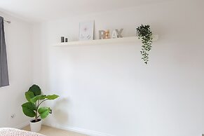 Serenity Apartment Whitechapel