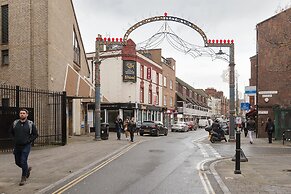Serenity Apartment Whitechapel