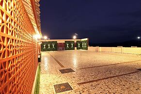 Topline Foods Resort