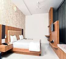 Topline Foods Resort