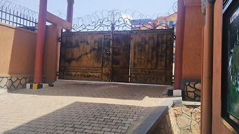 Golden Apartments Bukoto