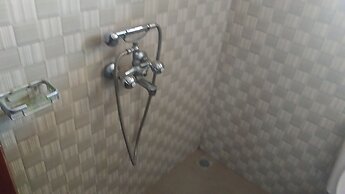 Golden Apartments Bukoto