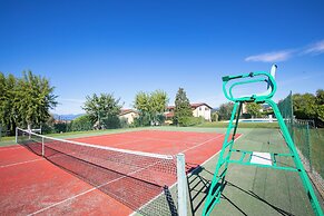 Bardolino Garden Pool & Tennis