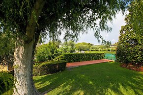 Bardolino Garden Pool & Tennis