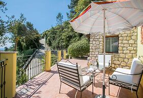 Villa Monte Enrico - Pool And Whirlpool