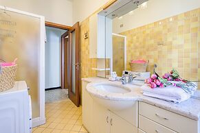 Bluemind Apartment 500 mt from sea