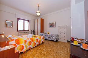 Bluemind Apartment 500 mt from sea