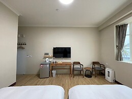 Small Ryukyu Loju sunrise Inn