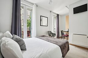 Hotel Le National Clichy Paris