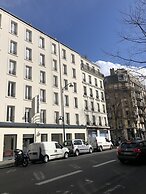 Hotel Le National Clichy Paris